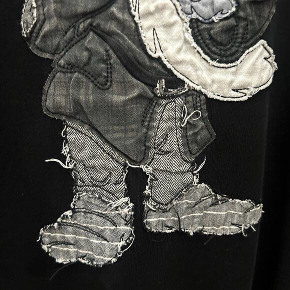 DISNEY PARKS Authentic Original Grumpy Black Distressed Applique Sweatshirt Sz L - Picture 4 of 6